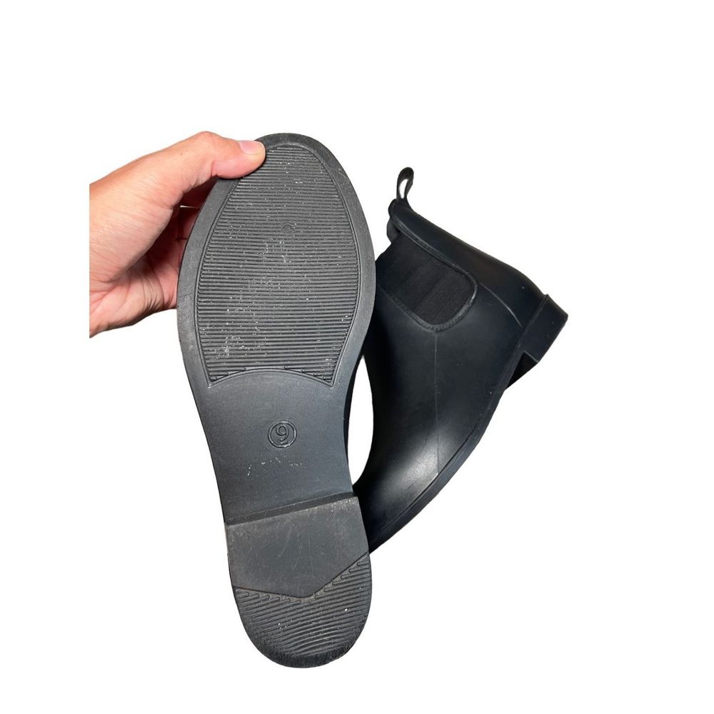 Target Black Ankle Rain Booties Size 9 - Picture 3 of 4